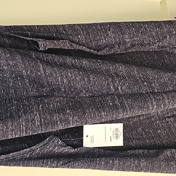 Evri womens plus size tank top. Blue and white color. Size 1x - Picture 5 of 6